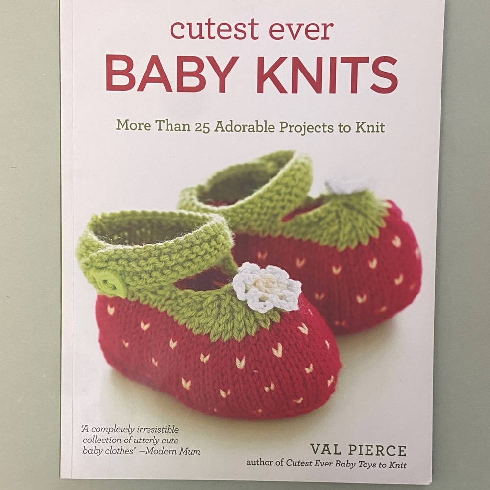 BOOK:  CUTEST EVER BABY KNITS Val Pierce Soft Back EUC